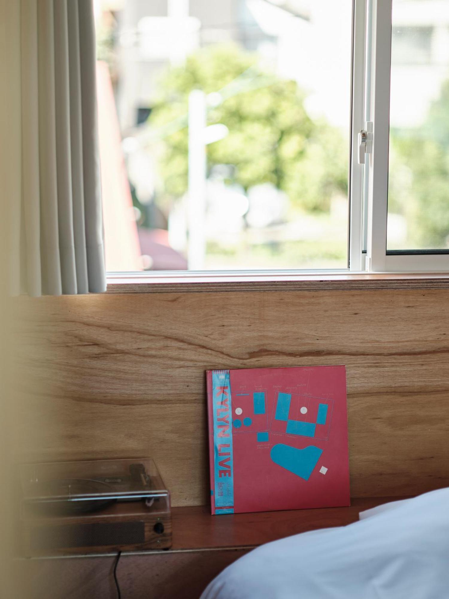 Tipy Records Inn Photon Одавара Экстерьер фото